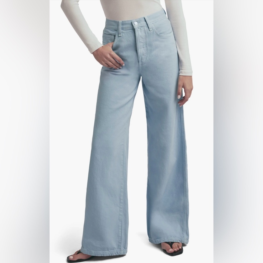 The Masha Super High Waist Wide Leg Jeans
Favorite Daughter.size 27
